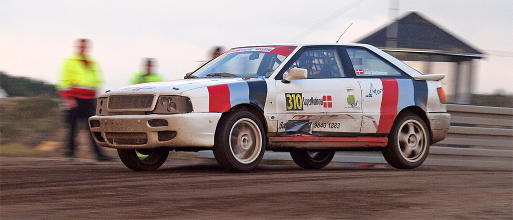 Jens Steffensen fejrede genopbygningen af sin Audi 80 Coupé med en tredjeplads i SUPERNATIONAL